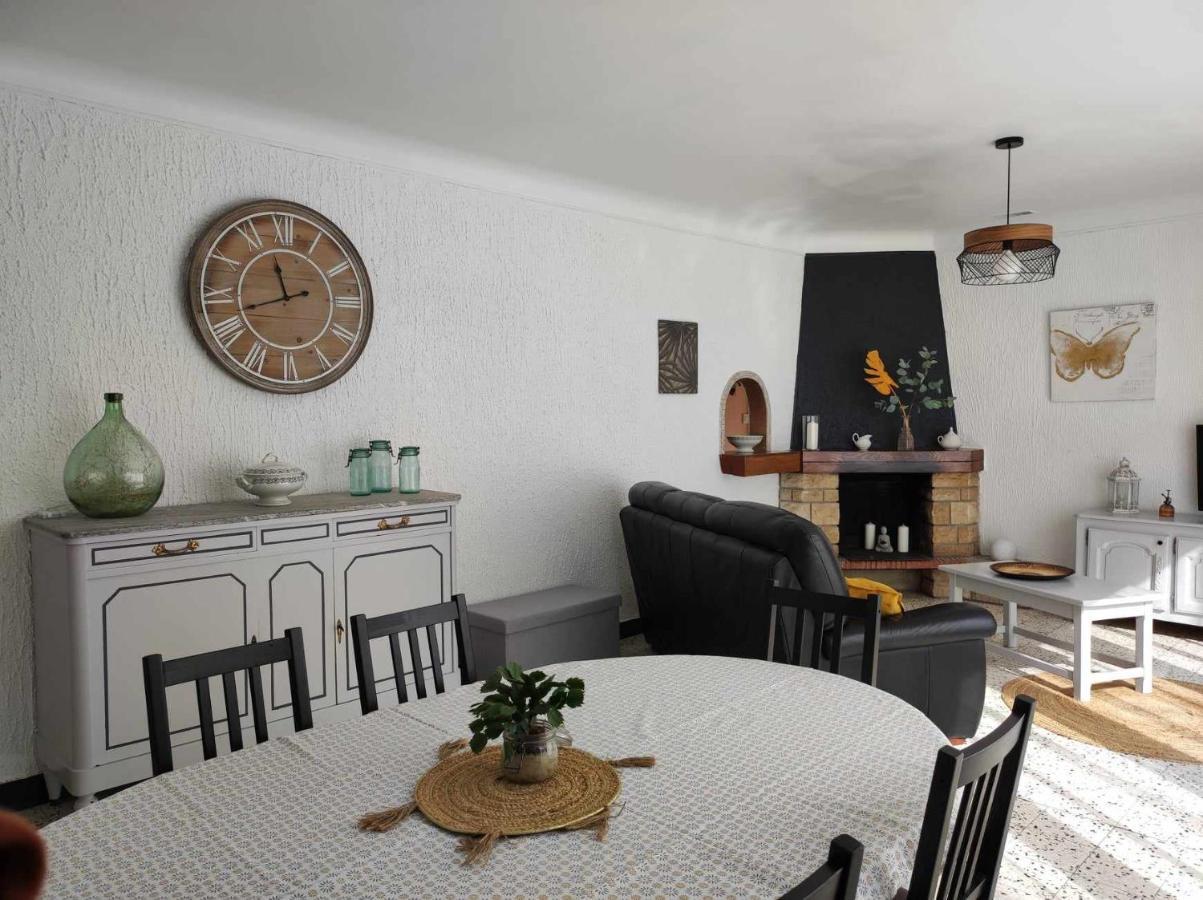Villa Des Petites Chaumes อาวาลง ภายนอก รูปภาพ